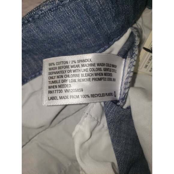 NWT Cat & Jack Blue Chambray Boys Shorts Size 16 Flat Front Adj Waist - Picture 3 of 3